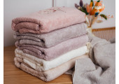 Рушники Fluffy Touch букетик з китицями