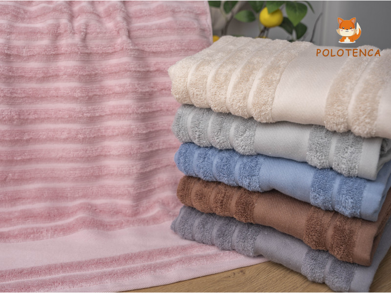 Рушники з тисненням в смужку Рушники з тисненням в смужку