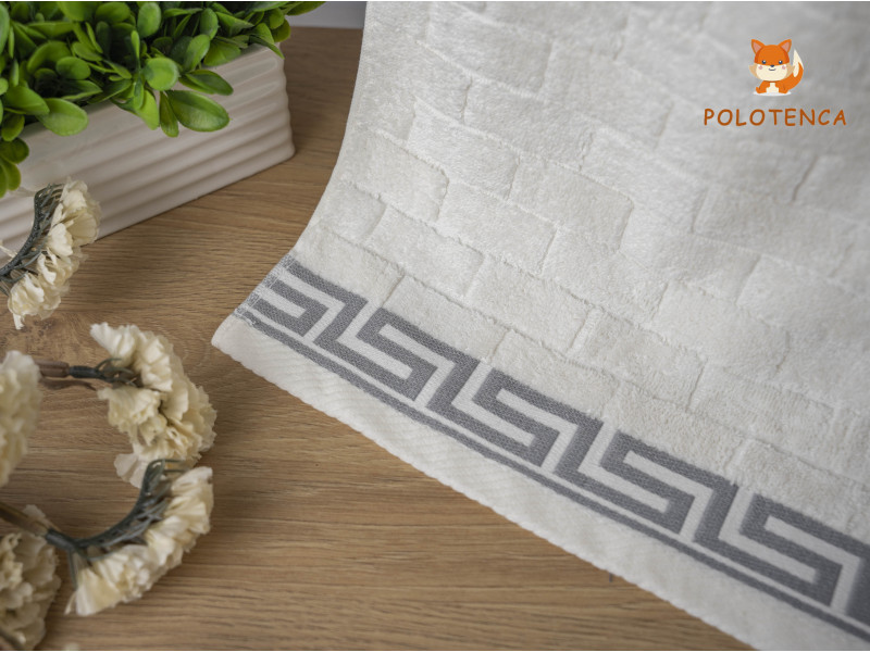 Рушники з візерунком версаче Рушники з візерунком версаче