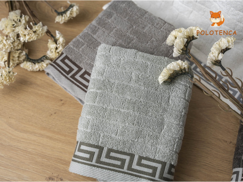 Рушники з візерунком версаче Рушники з візерунком версаче