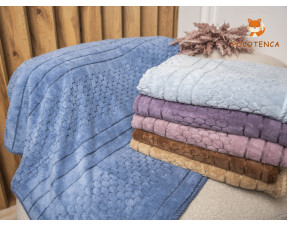 Полотенца для сауны с кружочками