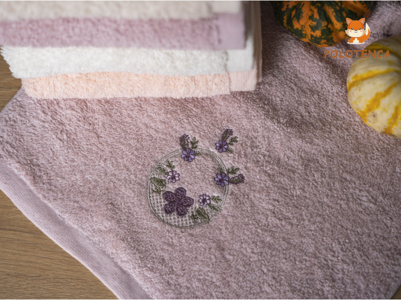 Кухонные полотенца с цветами Кухонные полотенца с цветами