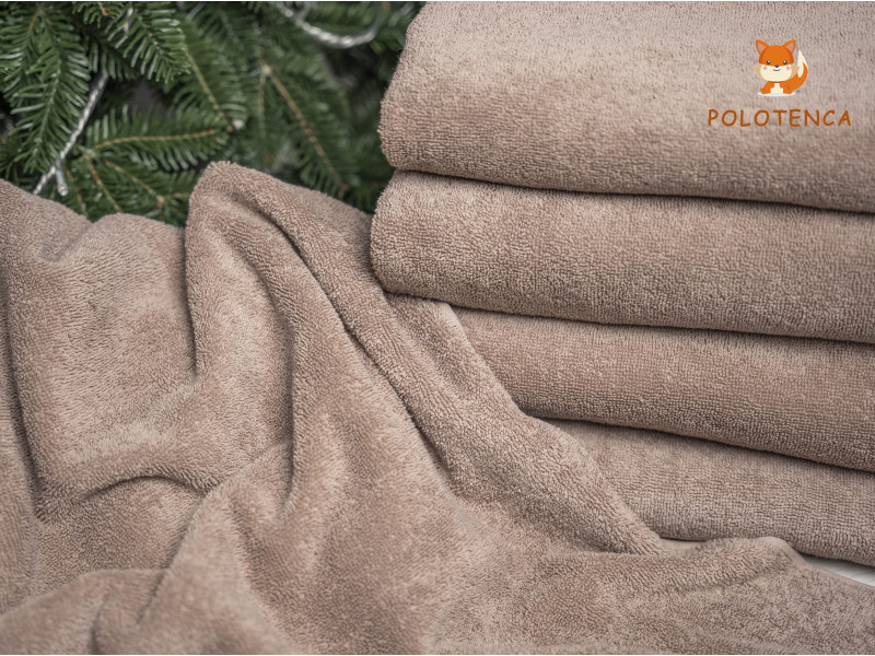 Рушники банні темно-бежеві Рушники банні темно-бежеві