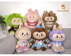 Дитячий плед/подушка Лабуба в одязі