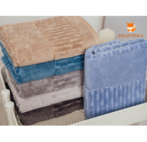 Банные полотенца с велюром