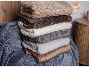 Півтораспальний плед з тисненням